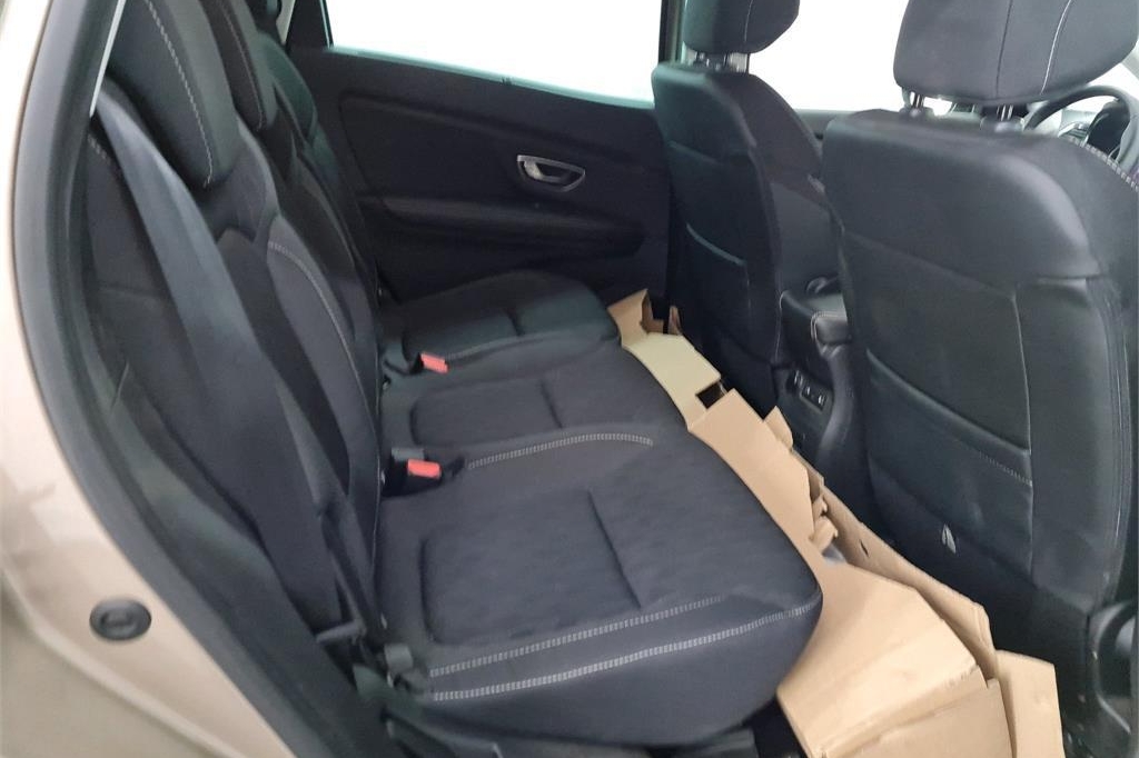 Renault Grand Scenic 2018 фото 7