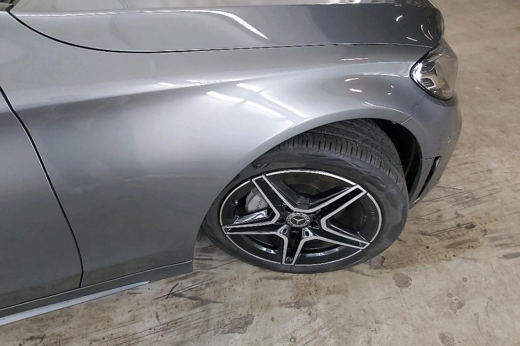 Mercedes-AMG C-Klasse 2019 фото 24