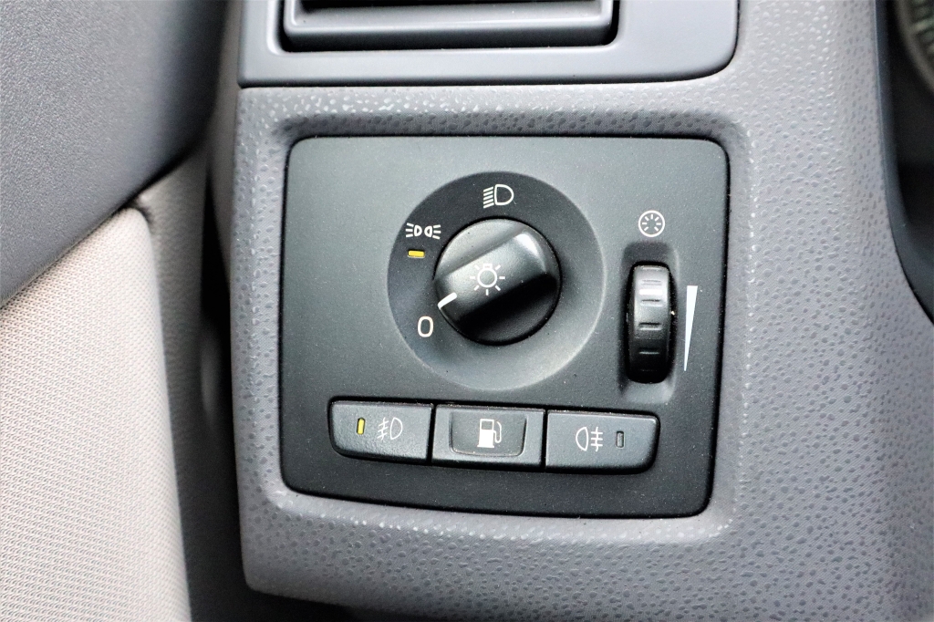 Volvo V50 2006 фото 10