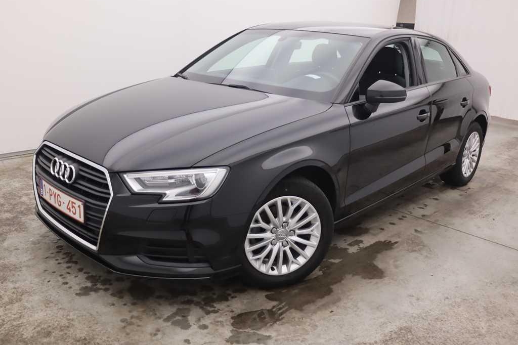 Audi A3 2016 фото 3