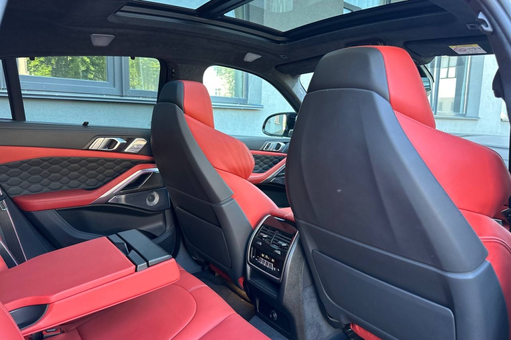 BMW X6 M Competition 2022 фото 18