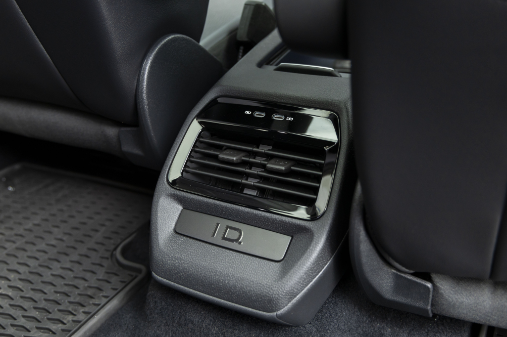 Volkswagen ID.4 Pro S 2021 photo 37