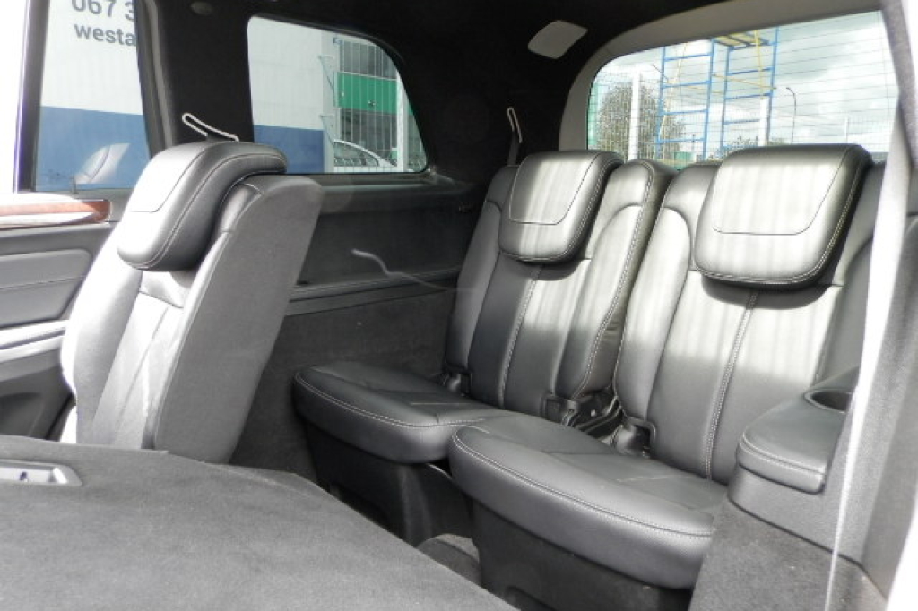 Mercedes-Benz GL 350 2011 фото 22