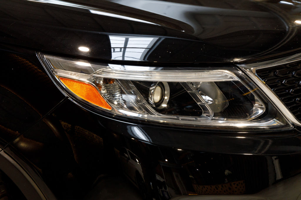 Kia Sorento LX фото 8