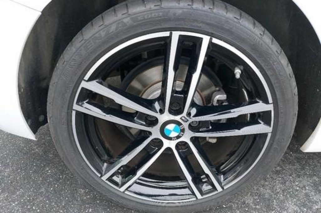 BMW 1er 2018 фото 30