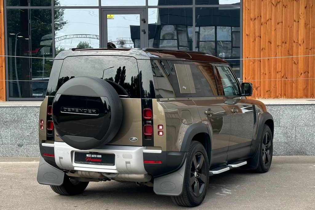 Land Rover Defender 2020 photo 3
