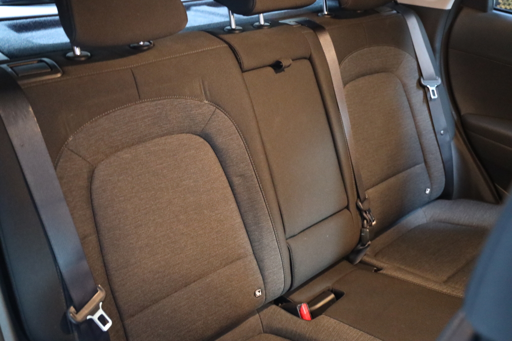 Hyundai Kona Electric 2021 фото 30