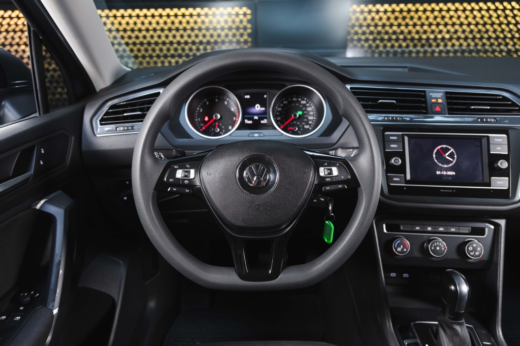 Volkswagen Tiguan S 2019 photo 19