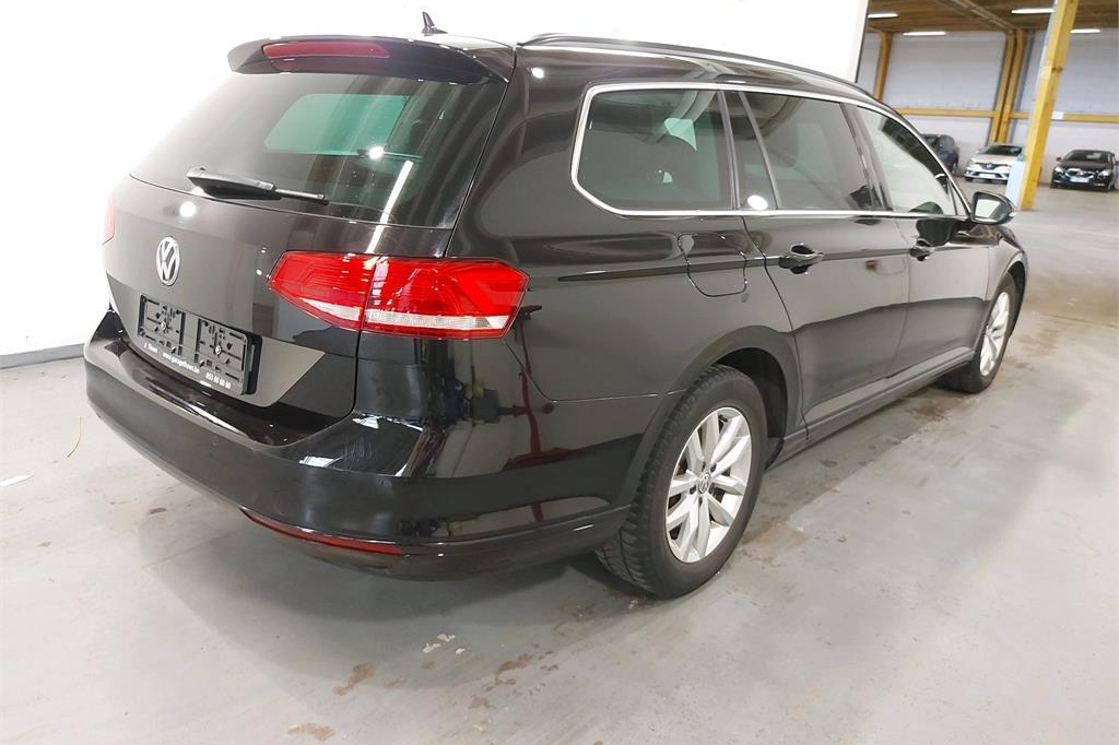 Volkswagen Passat Variant 2016 photo 4