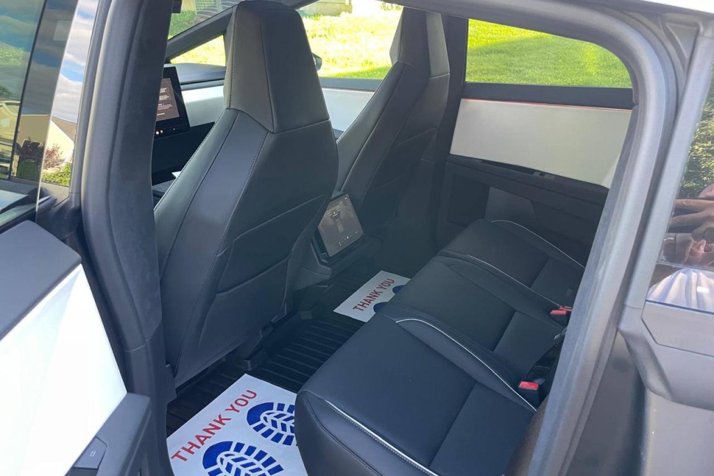 Tesla Cybertruck Dual Motor 120 kWh 2024 фото 16