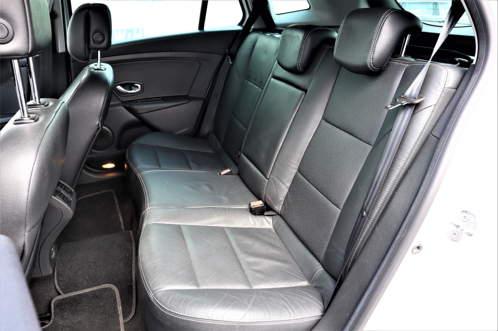 Renault Megane 2011 photo 13