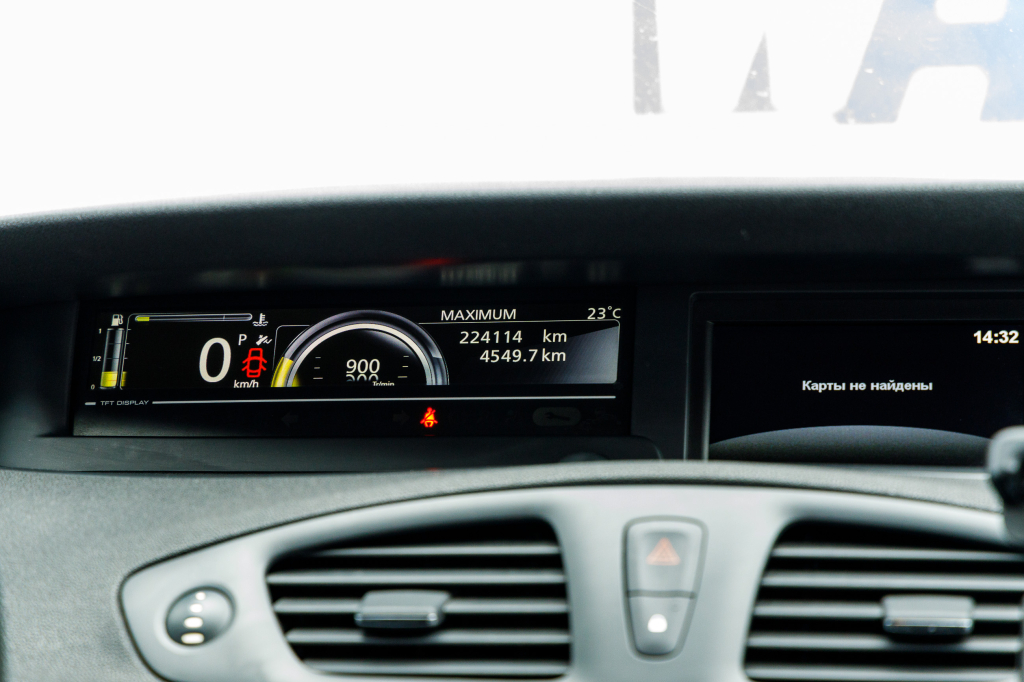 Renault Megane Scenic 2014 фото 27