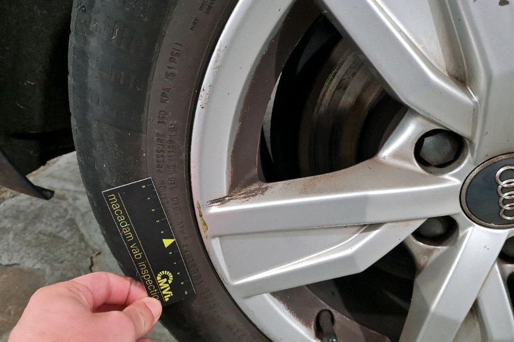 Audi A4 Avant 2017 photo 9