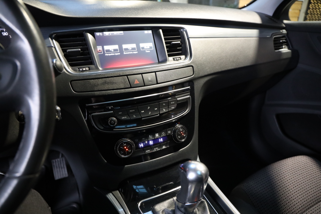 Peugeot 508 2014 photo 45