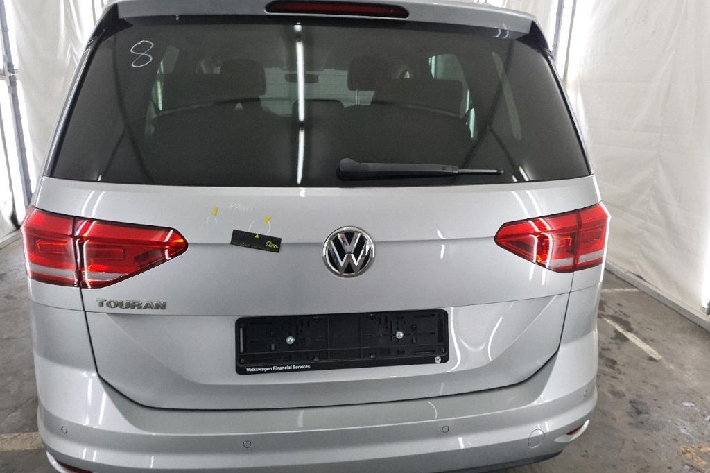 Volkswagen Touran 2020 фото 10