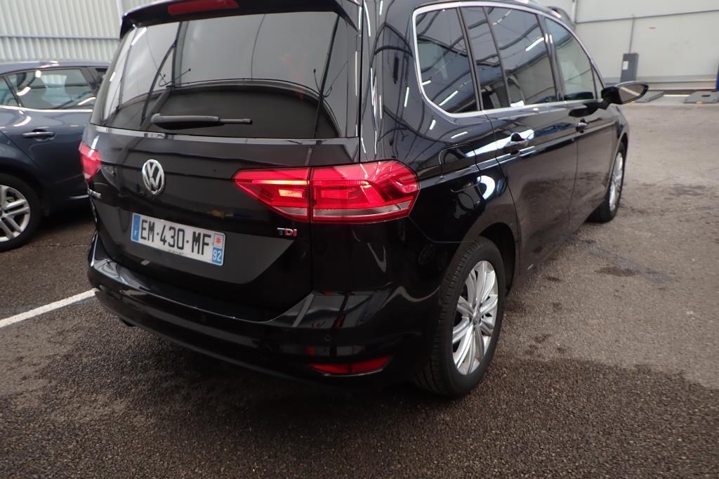 Volkswagen Touran 2017 фото 6