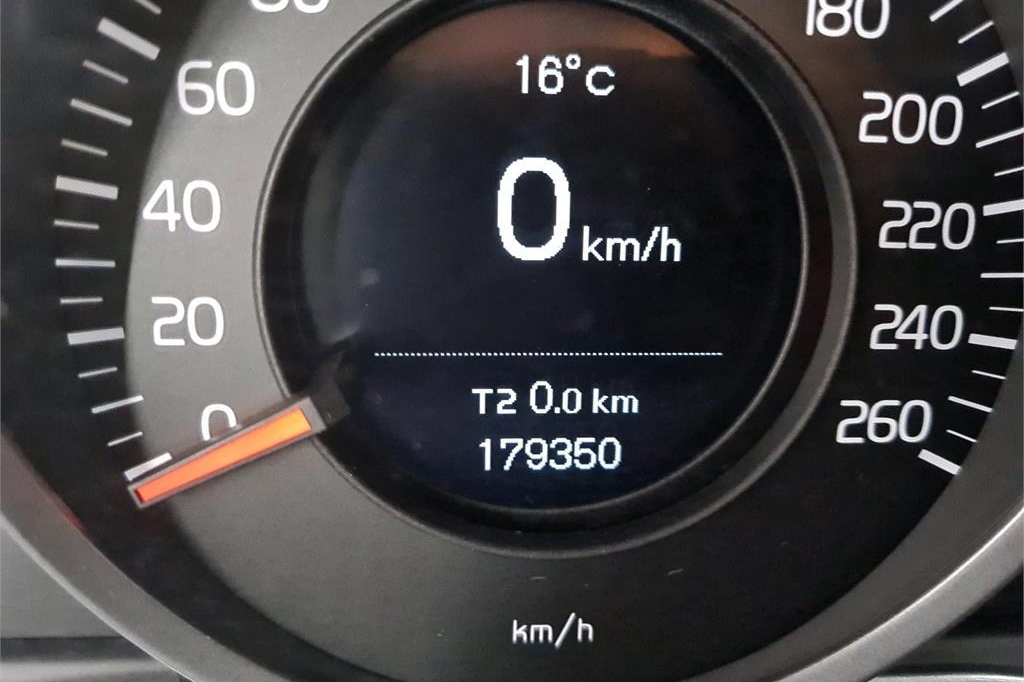 Volvo V60 2016 photo 6