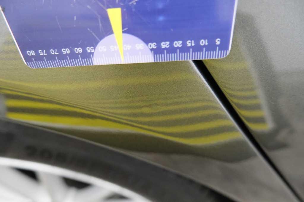 Jaguar XE 2015 фото 23