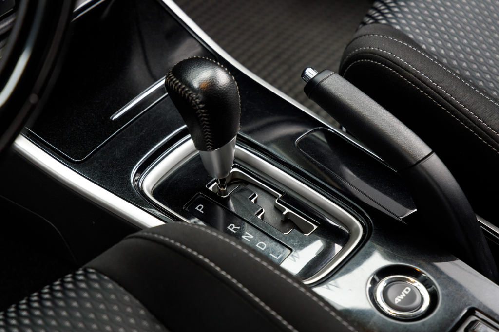 Mitsubishi Outlander 2018 фото 14