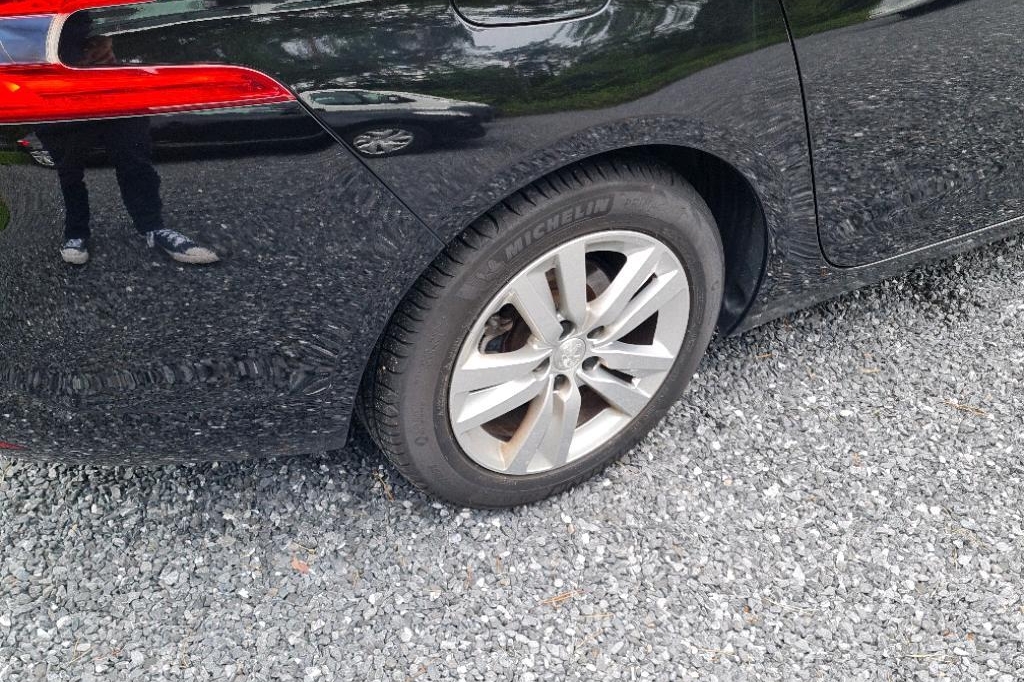 Peugeot 308 2017 фото 32