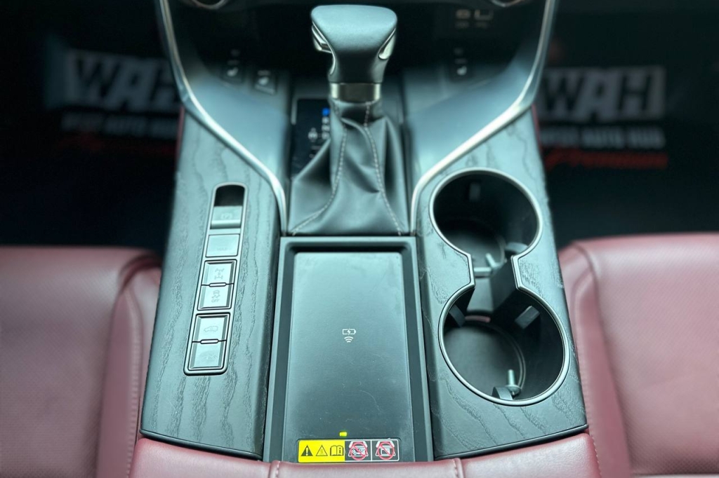 Lexus LX 500d 2023 фото 23