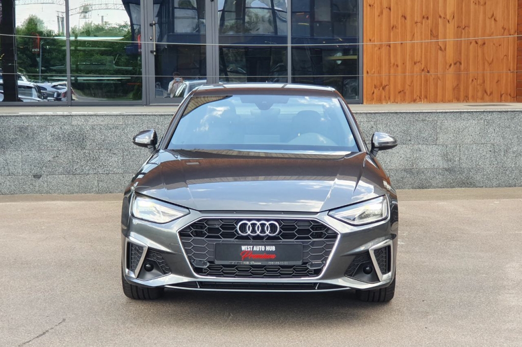 Audi A4 40 TFSI S-tronic 2023 фото 1