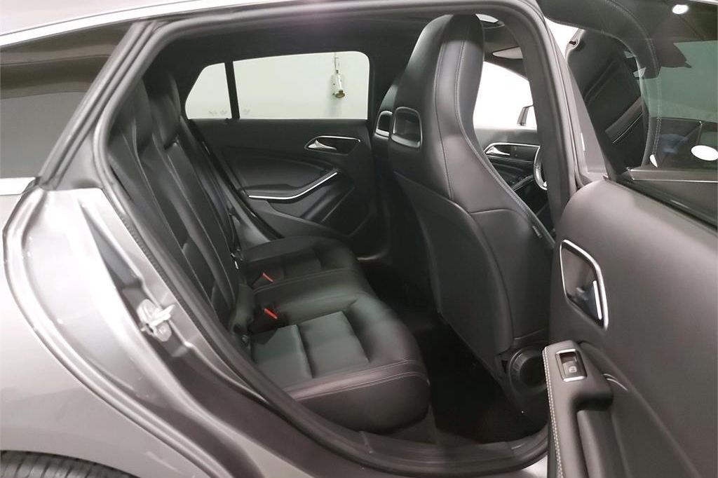 Mercedes-Benz CLA-Klasse 2016 photo 6