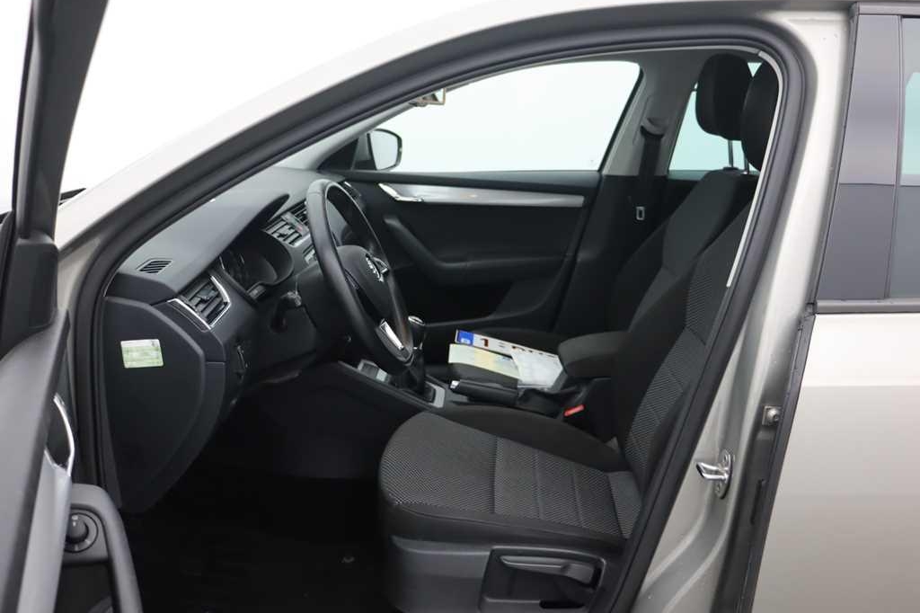 Skoda Octavia Combi 2016 фото 1