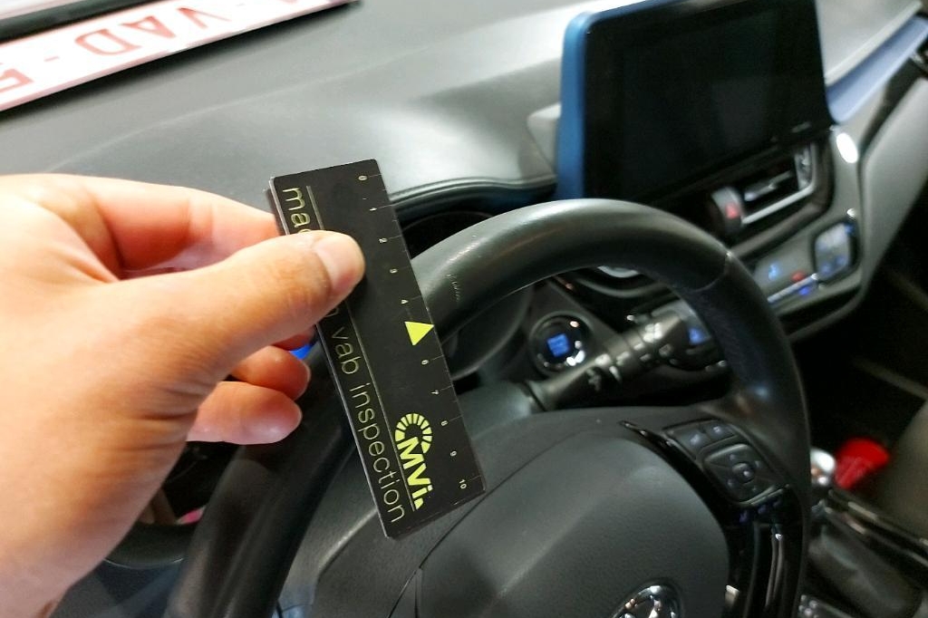 Toyota C-HR 2018 photo 16