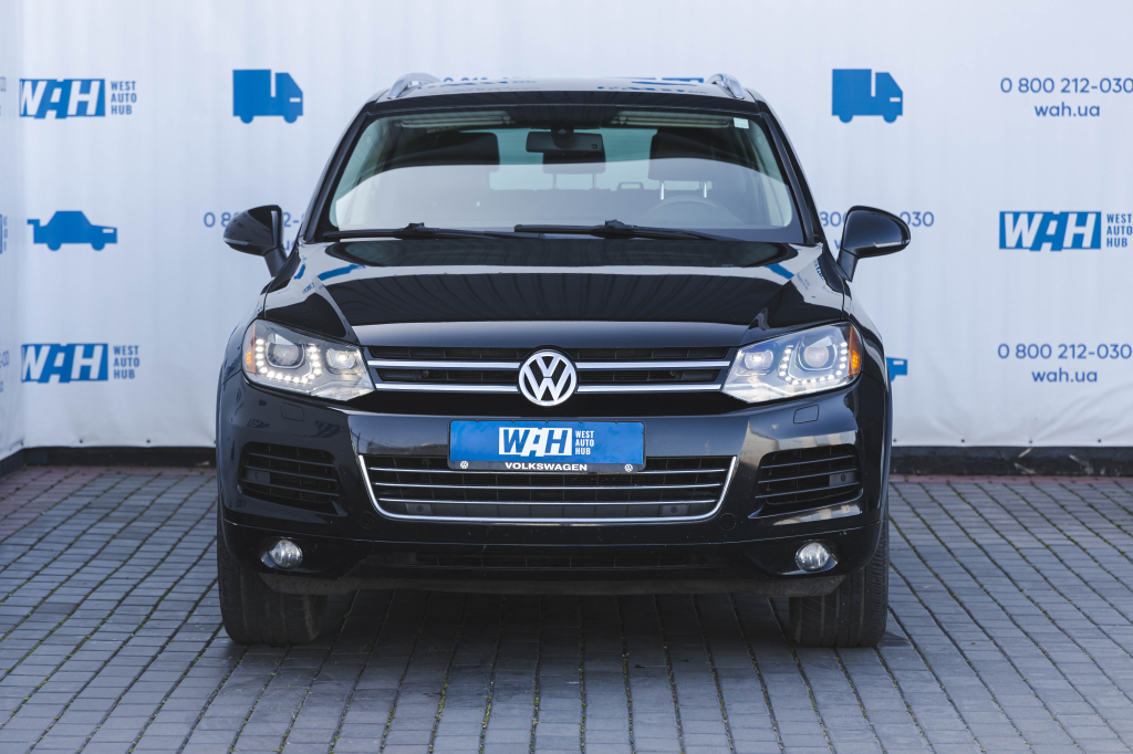 Volkswagen Touareg 2011 фото 1