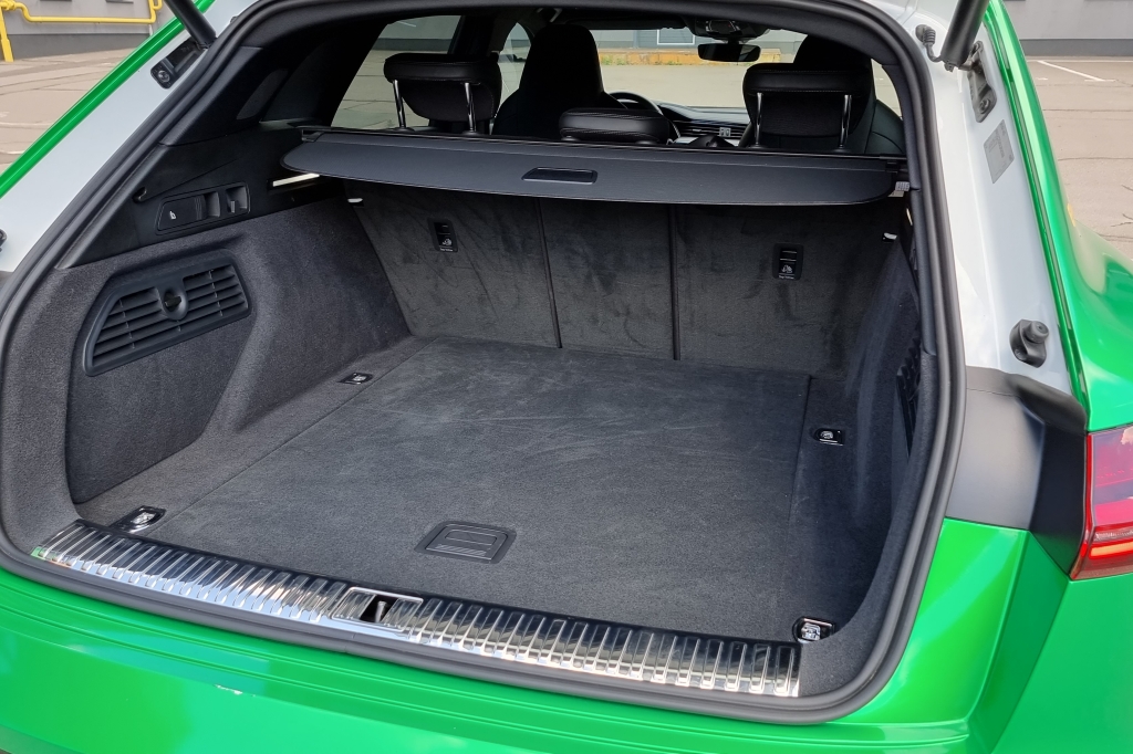 Audi e-tron 2020 фото 9