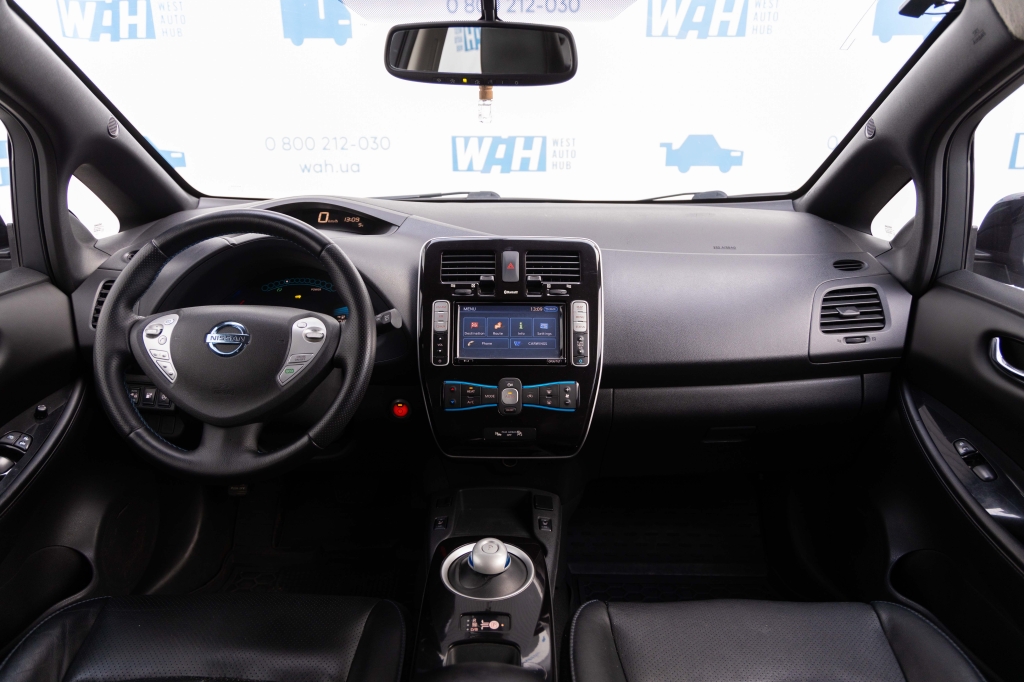 Nissan Leaf 2013 photo 15