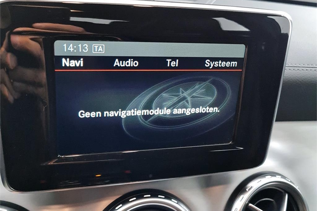 Mercedes-Benz GLA-Class 2014 photo 14