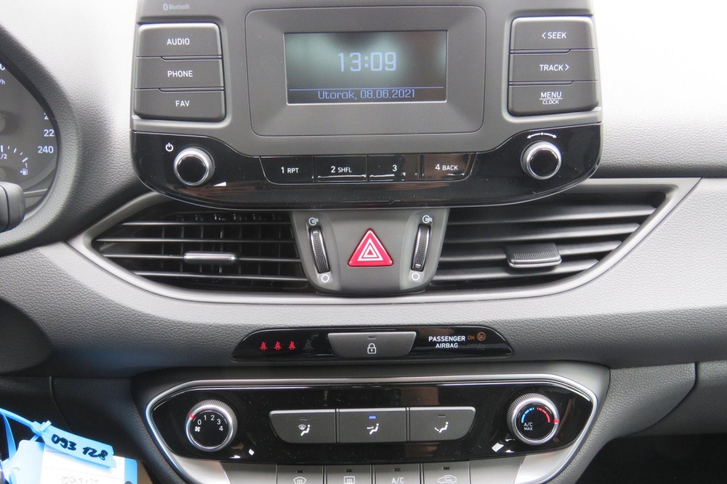 Hyundai i30 Wagon 2021 photo 4