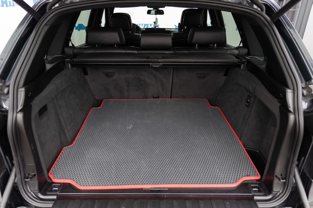 BMW X5 35i 2011 photo 34