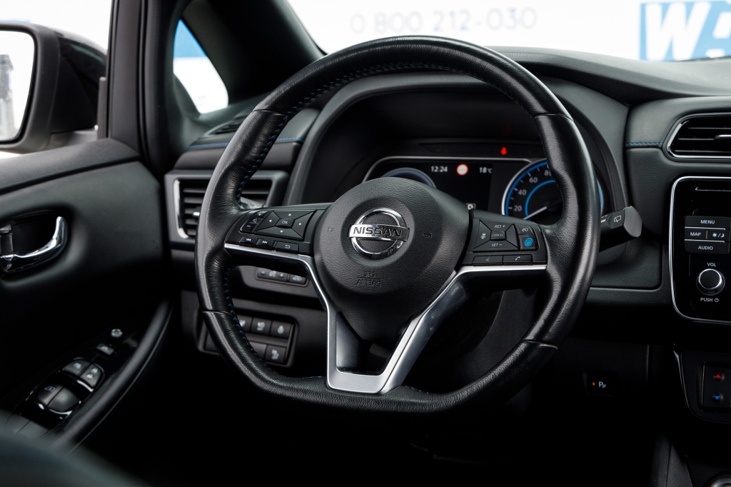 Nissan Leaf 2017 фото 20