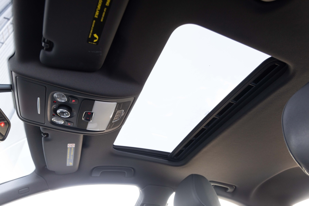 Audi A4 S line 2014 photo 34