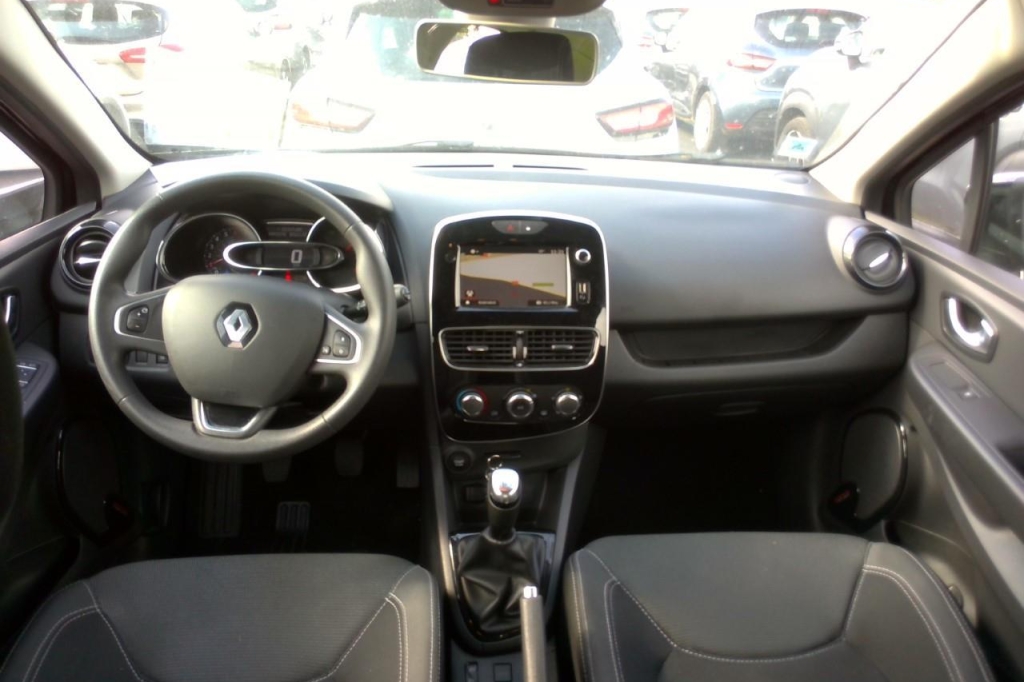 Renault Clio 2019 photo 2