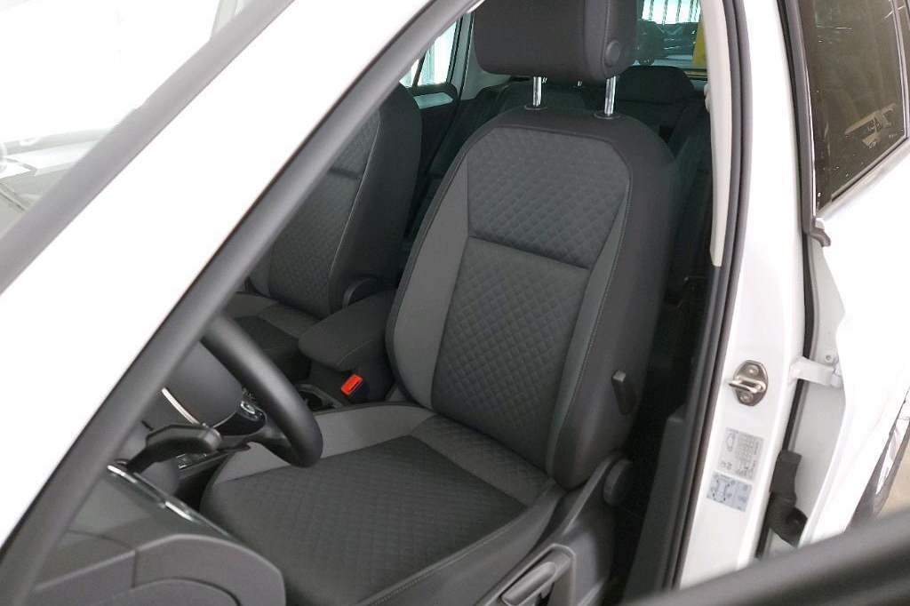 Volkswagen Tiguan 2019 фото 16