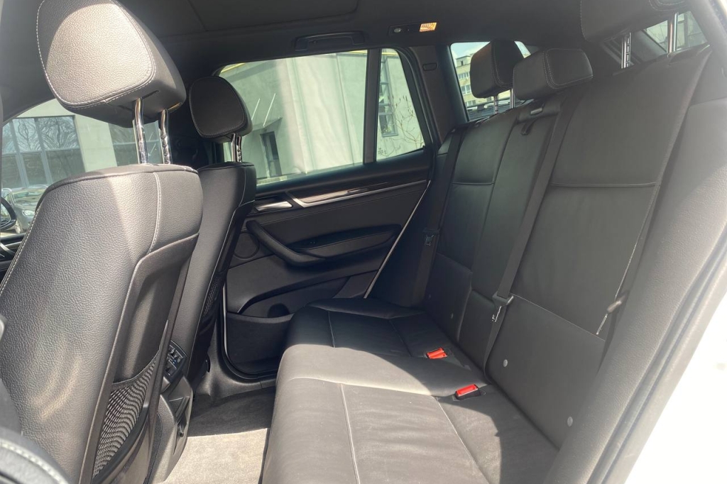 BMW X3 28i AT 2015 фото 14