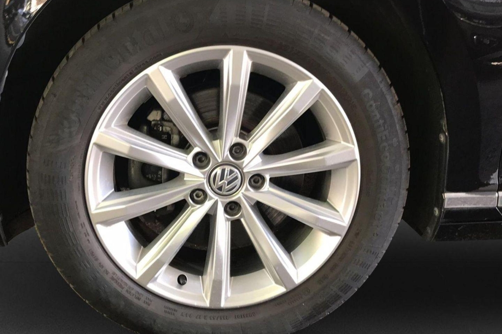 Volkswagen Passat Variant 2018 фото 2