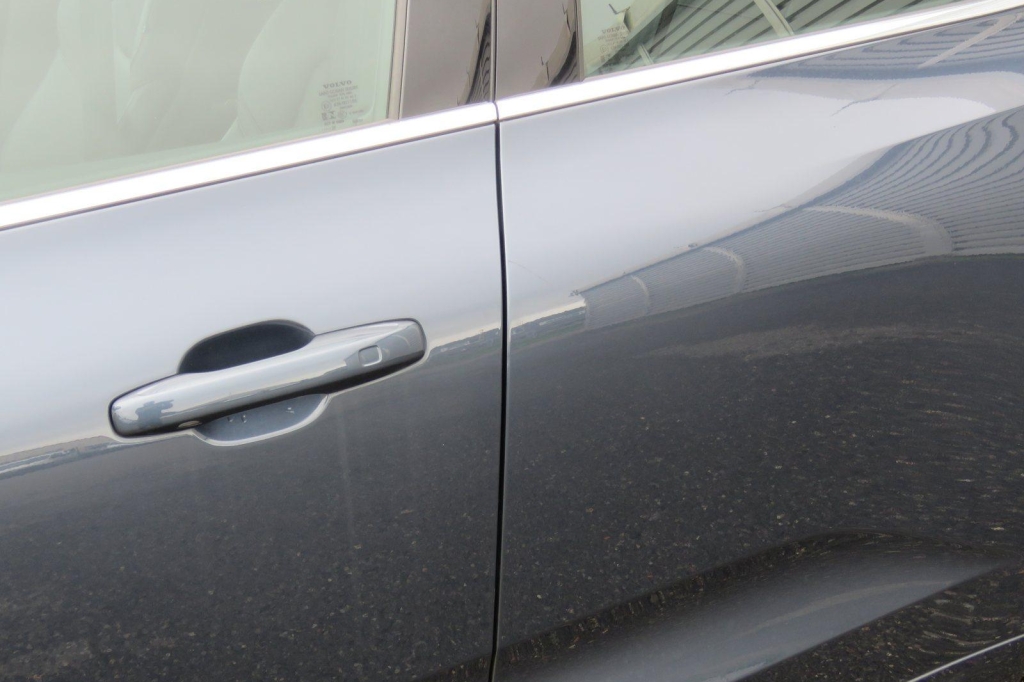 Volvo XC60 2020 photo 11