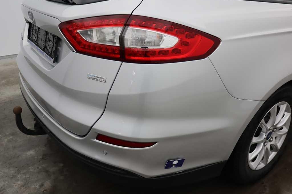 Ford Mondeo Tunier 2016 photo 38