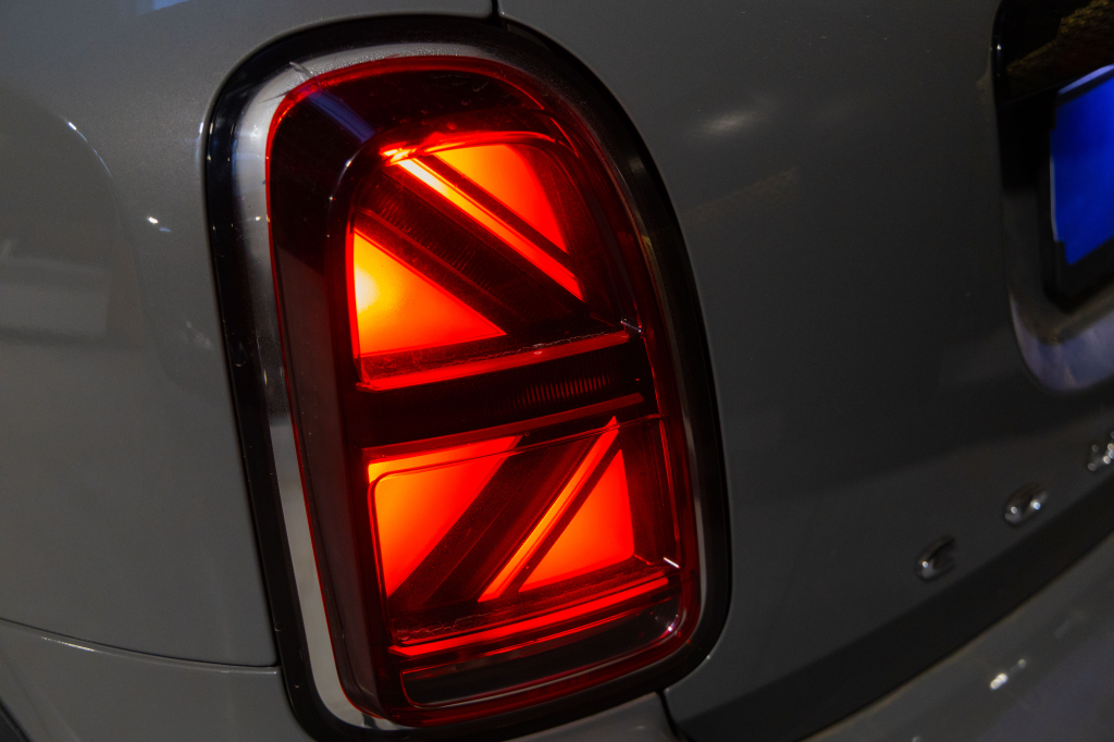 MINI Cooper Clubman 2021 фото 44