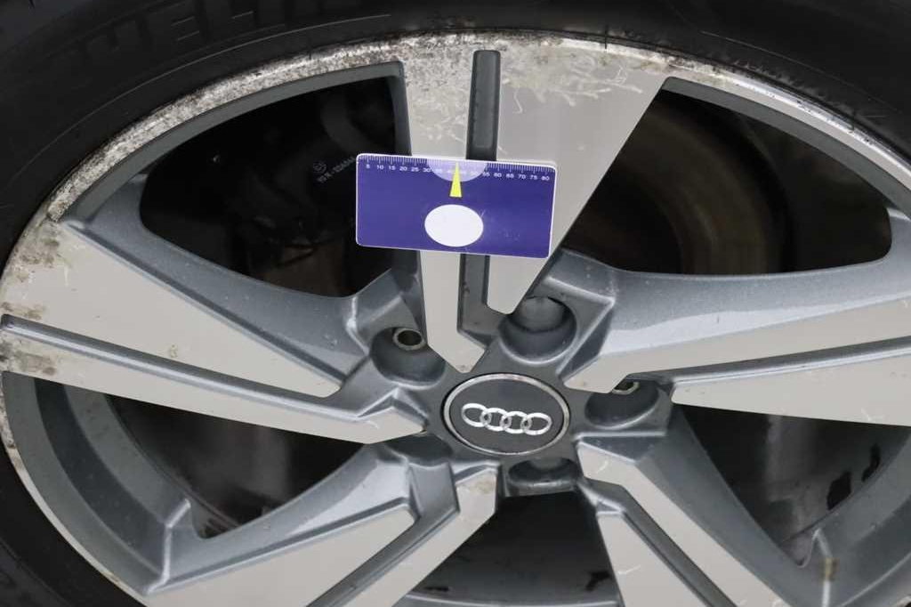 Audi Q2 2017 фото 12