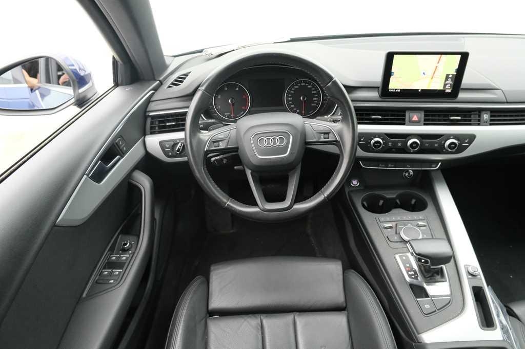 Audi A4 2017 фото 6