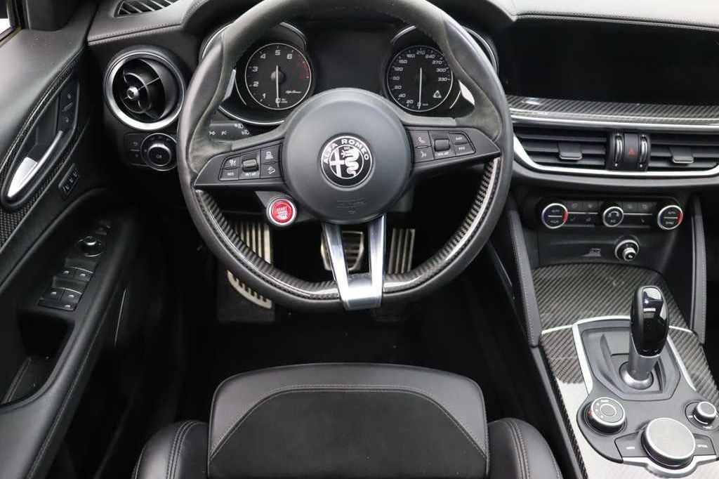 Alfa Romeo Stelvio 2018 фото 2