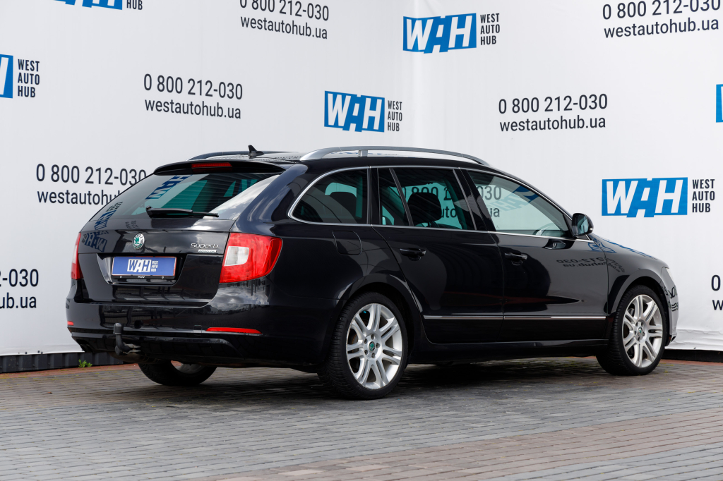 Skoda Superb Green Line 2013 photo 3