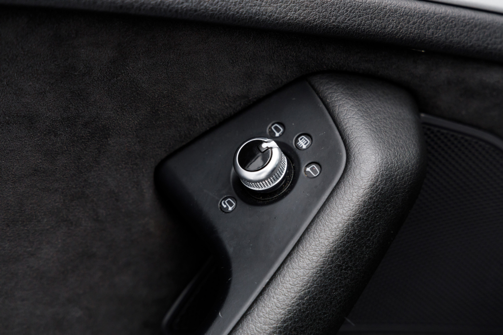 Audi A6 Avant 3.0 TDI 2015 фото 8