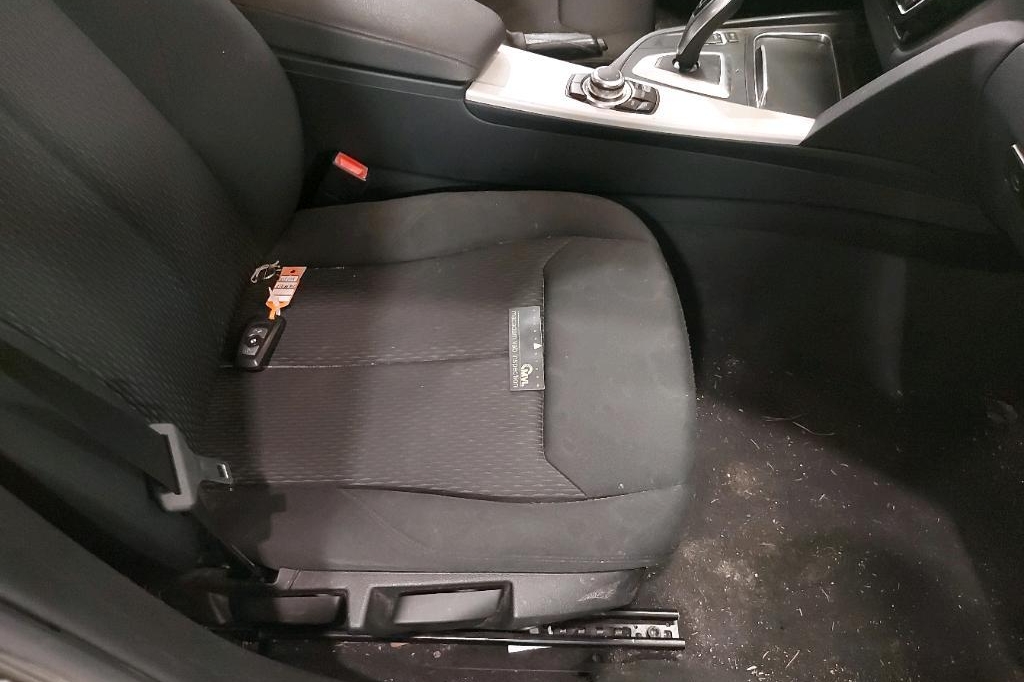 BMW 3er Touring 2016 фото 30